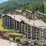 Emeraudes 404a Pres De La Telecabine A Avec Vue Sur Les Alpes * Анзер